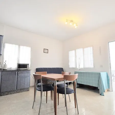 Lulima Apartment